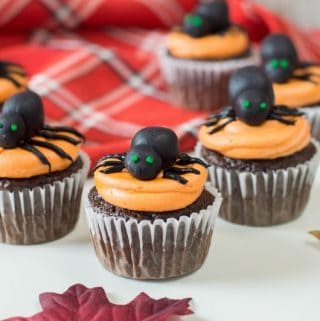 Scary But Delicious Spider Cupcakes
