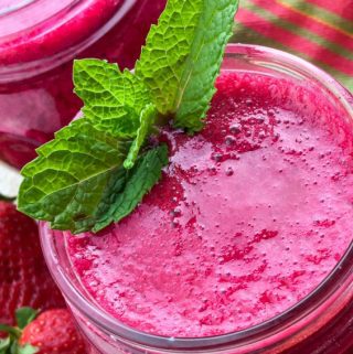 easy Berry Beet Smoothie