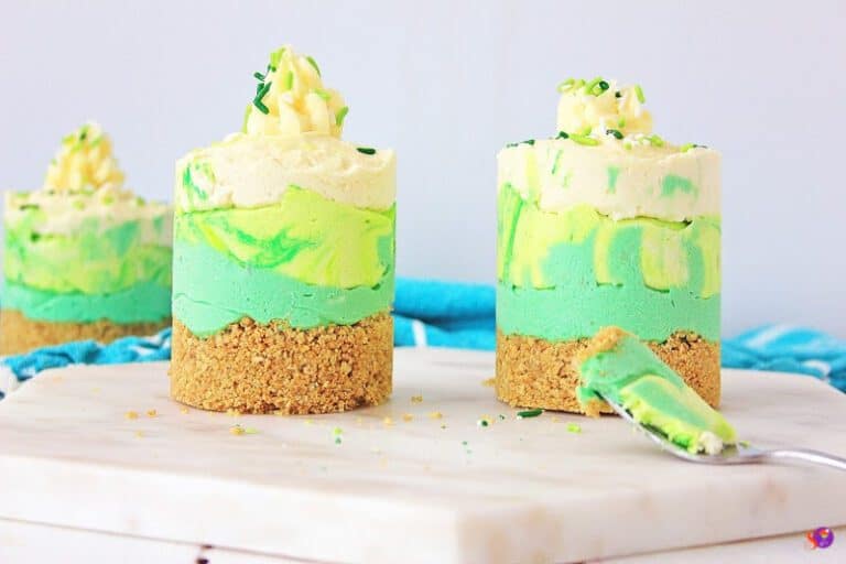 St. Patrick’s Day Cheesecake -Green and Delicious