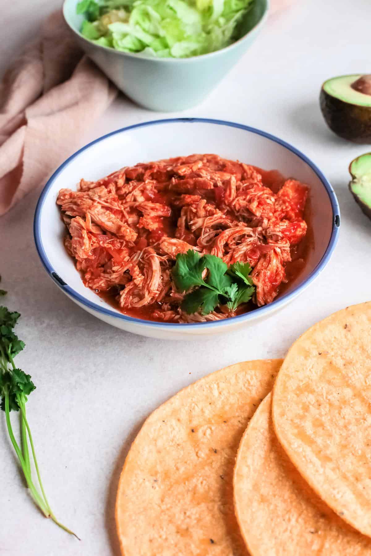 Quick and Easy Chicken Tinga (Authentic Mexican Tinga De Pollo) Sweet
