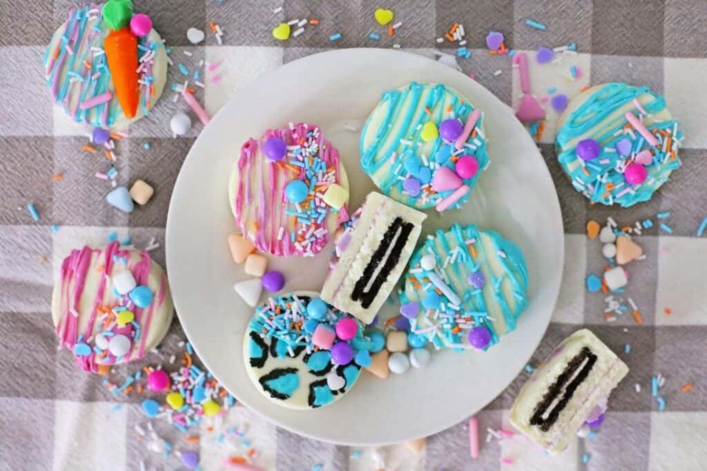Fun and Colorful Spring Chocolate-Covered Oreos