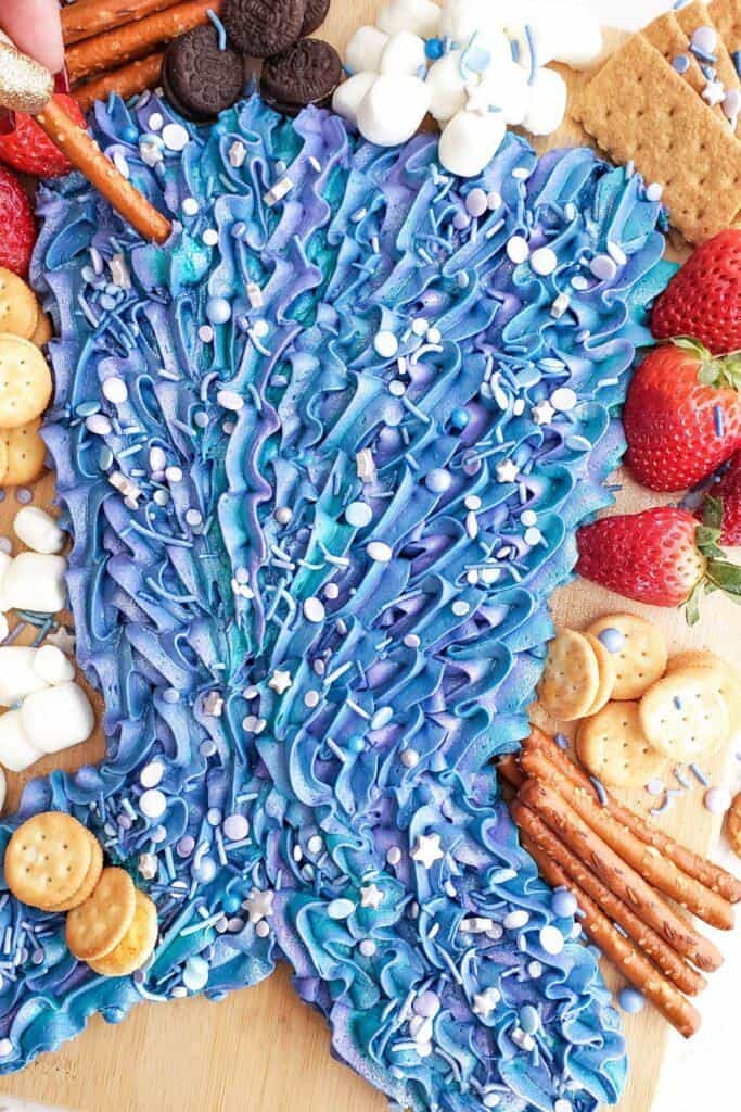 Mermaid Inspired Cream Cheese Butter Board: A Whimsical Adventure!
