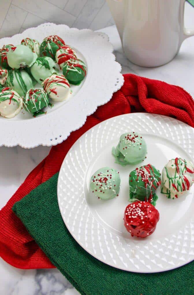 Christmas-Themed Red Velvet Cake Balls