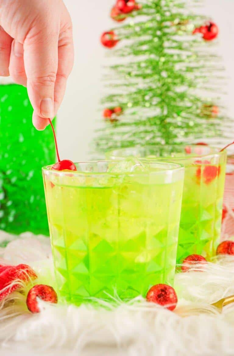 The Grinch Cocktail Recipe: Discover the Perfect Green Libation