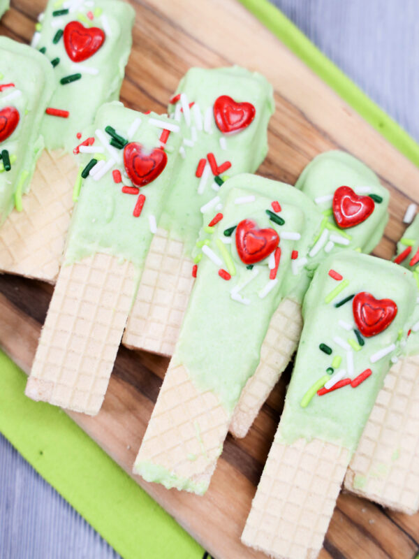 Grinch Dipped Wafers Recipe