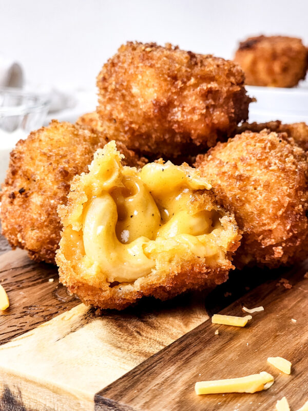 Fried Mac and Cheese Bites