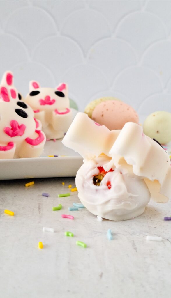 Chocolate Covered Strawberry Bunnies - Easy Easter Dessert 10 Adhere bunny face to Chocolate Covered Strawberry